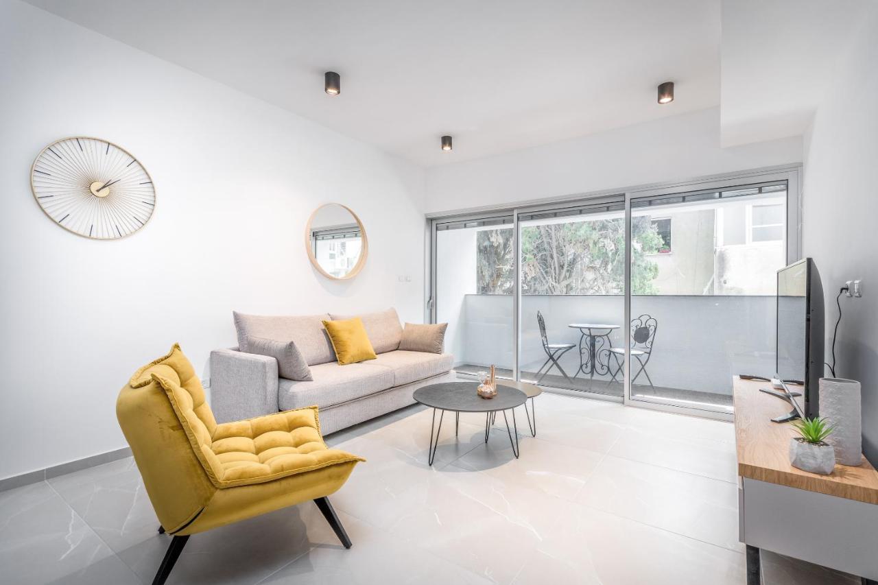 Апартаменты Stunning 1 Bdr With Balcony On Sheinkin St Тель-Авив Экстерьер фото